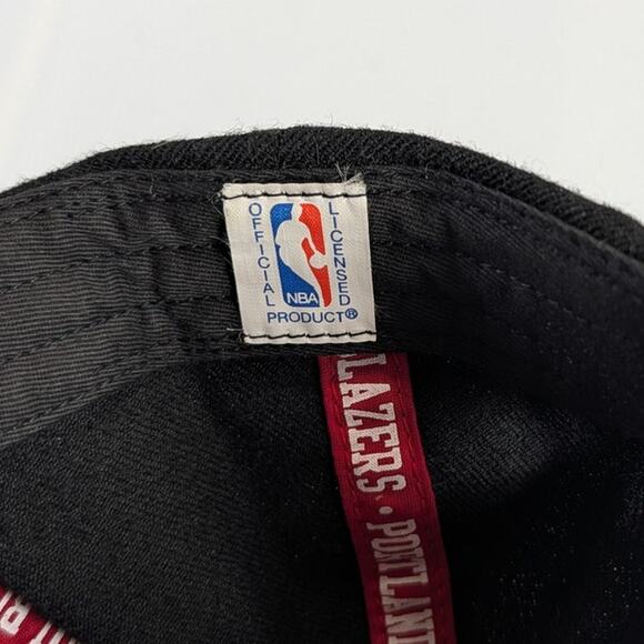 Nike Portland Trail Blazers Embroidered Logo Wool Strapback Cap Hat OS Black - Picture 7 of 8